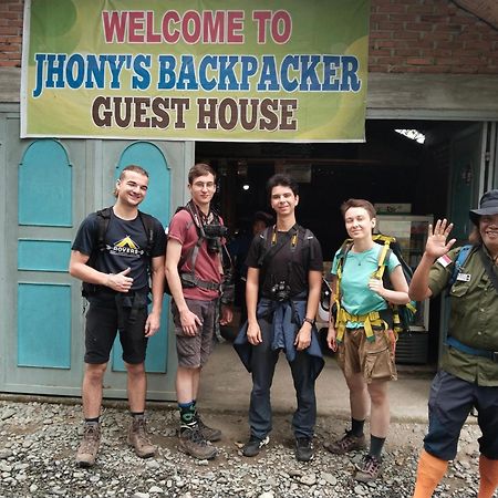Jhony'S Backpacker-Guest House Only Stay Here Book Treking With Us Bukit Lawang Eksteriør billede