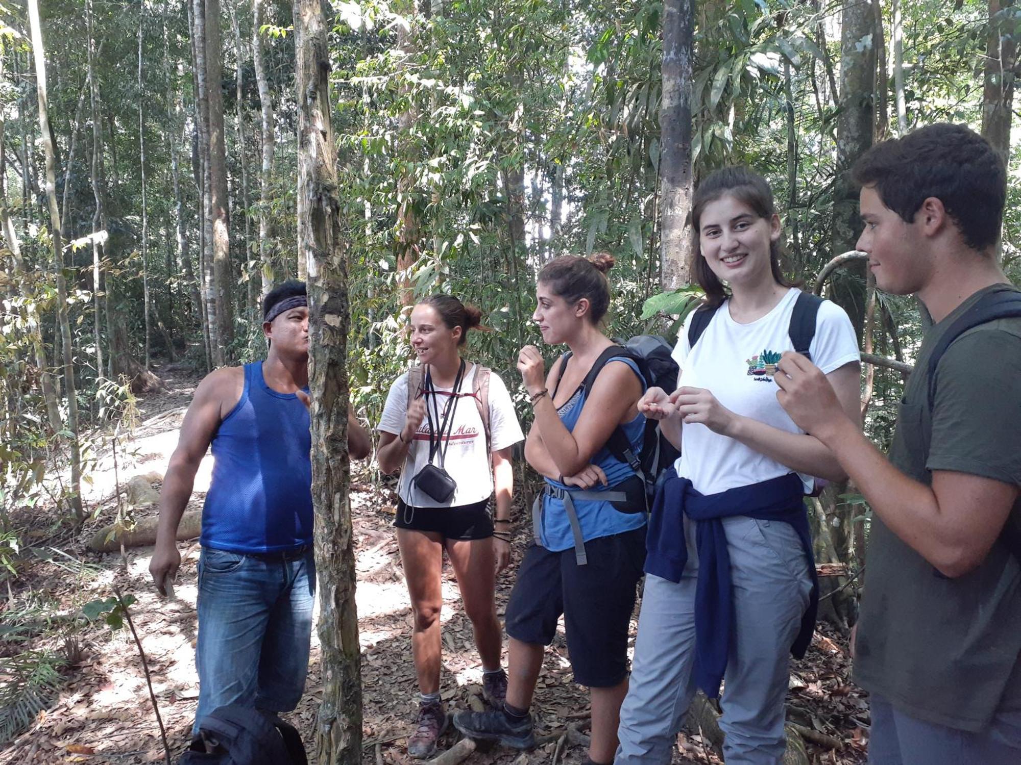 Jhony'S Backpacker-Guest House Only Stay Here Book Treking With Us Bukit Lawang Eksteriør billede