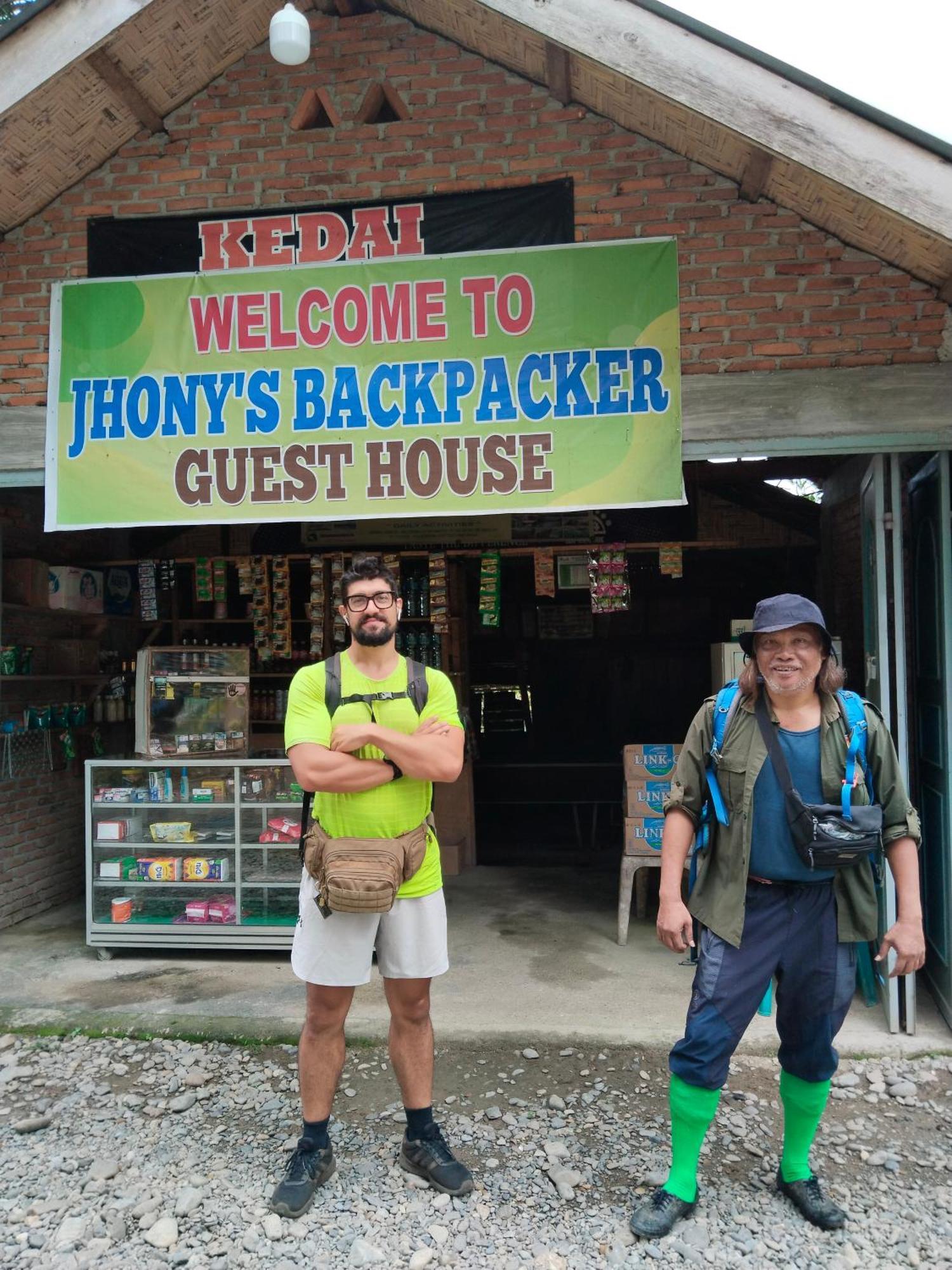 Jhony'S Backpacker-Guest House Only Stay Here Book Treking With Us Bukit Lawang Eksteriør billede